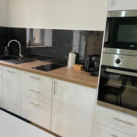 Appartement Luxe Jaune Saint-Etienne  Dış mekan fotoğraf