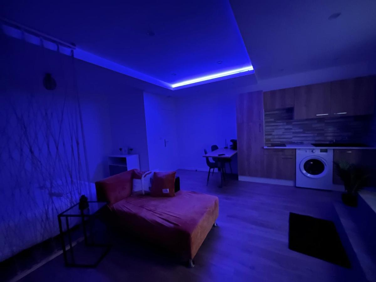 Appartement Luxe Jaune Saint-Etienne  Dış mekan fotoğraf
