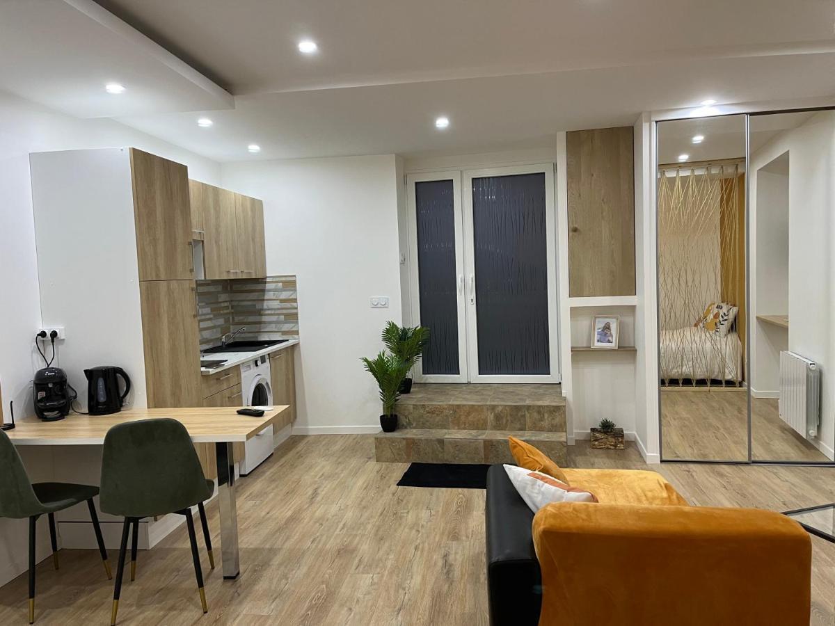Appartement Luxe Jaune Saint-Etienne  Dış mekan fotoğraf